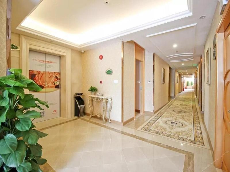 Vienna Hotel Tianbao Road Σενζέν Εξωτερικό φωτογραφία